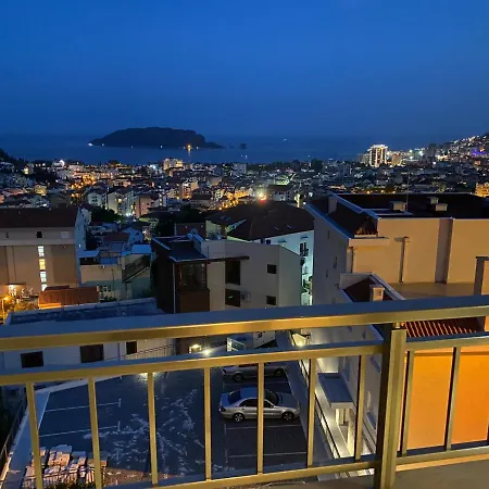 Aparthotel Vistamar & 4*