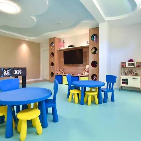 Vistamar & Aparthotel 4*