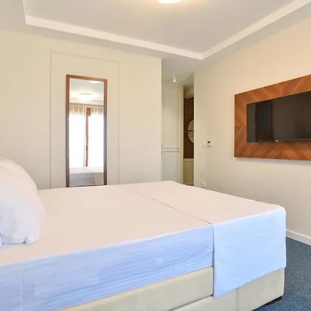 Aparthotel Vistamar & 4*